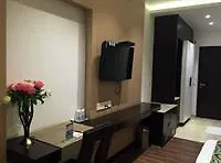 Oyo Rooms Cyber City II New Delhi